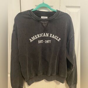 American Eagle crew neck
